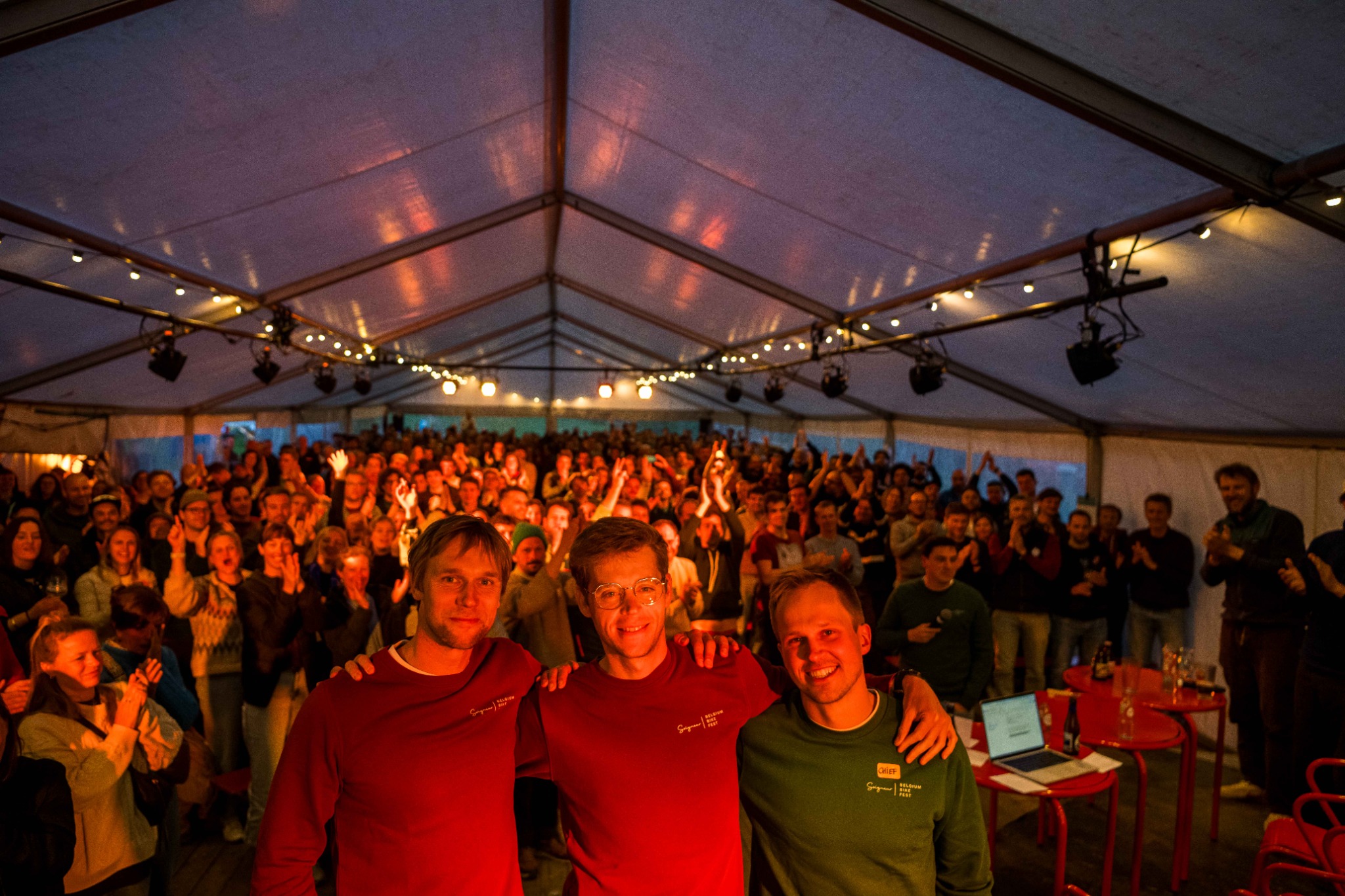 Organisatoren voor het publiek